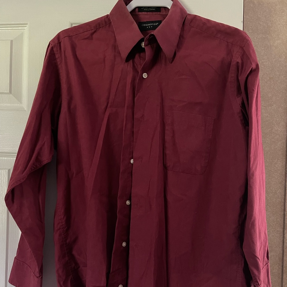 Men’s LS dress shirt.